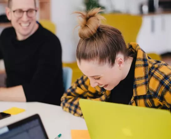 Working together during a Spain art internship