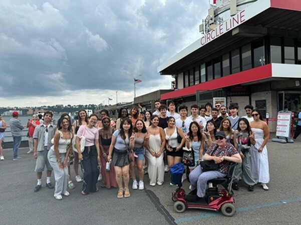 A group of The Intern Group interns in New York.