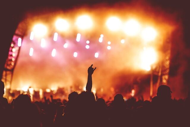 Working at a concert at an events internship in Madrid.