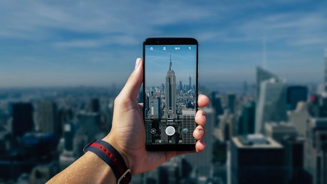 Taking photos for Instagram during an internship abroad in New York.