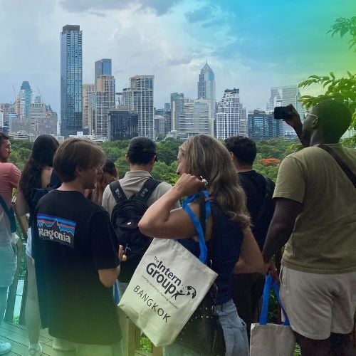 Going sightseeing during a business internship in Bangkok