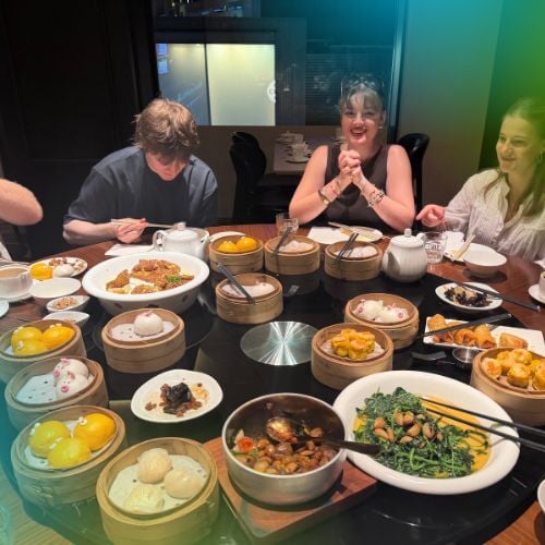 Having dinner with other interns during a business internship in Hong Kong