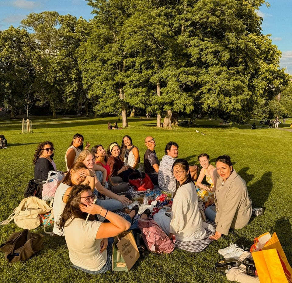 Having a picnic in London during a business internship in the UK