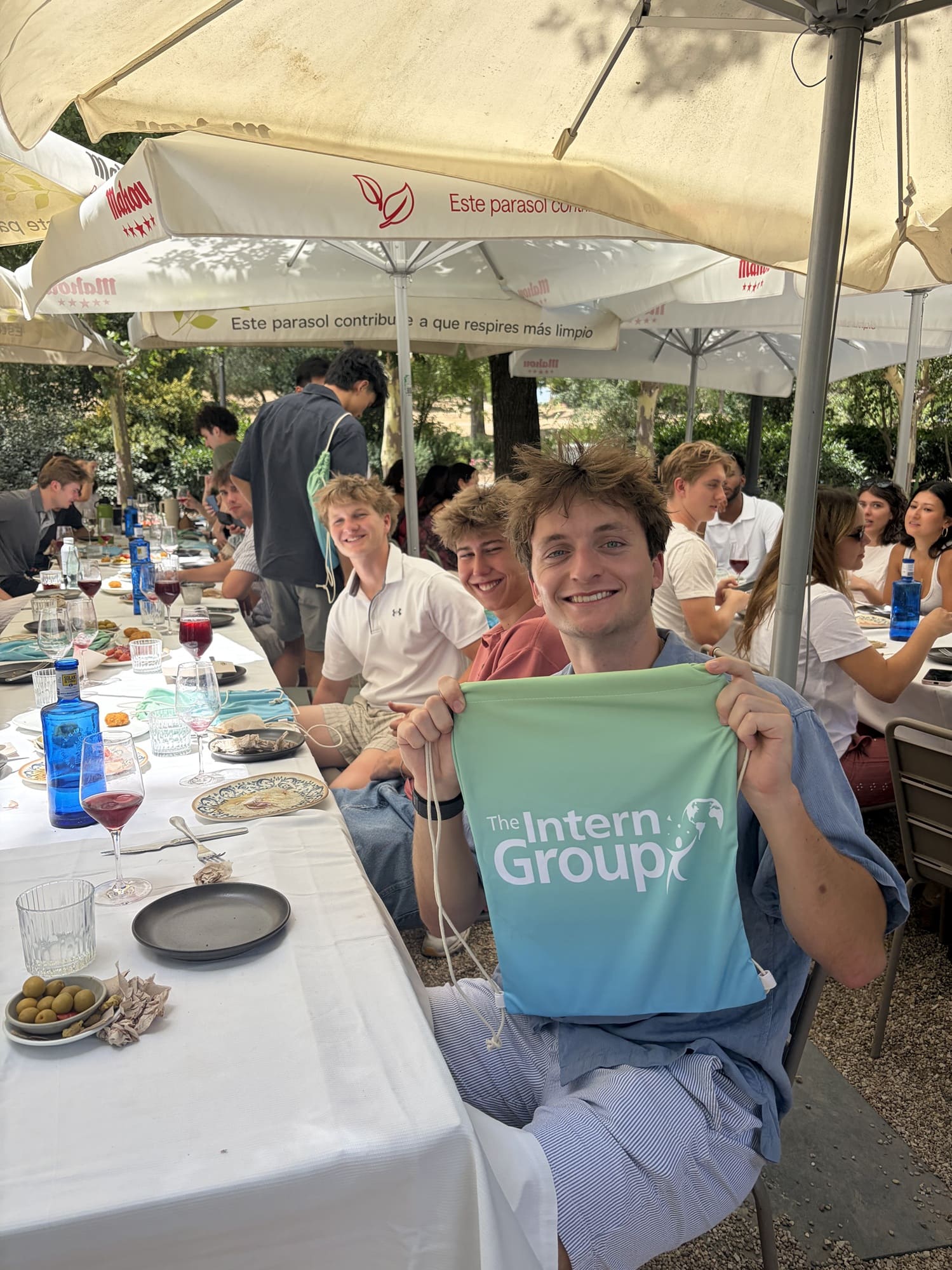 Interns having lunch in Madrid during an IT internship in Spain