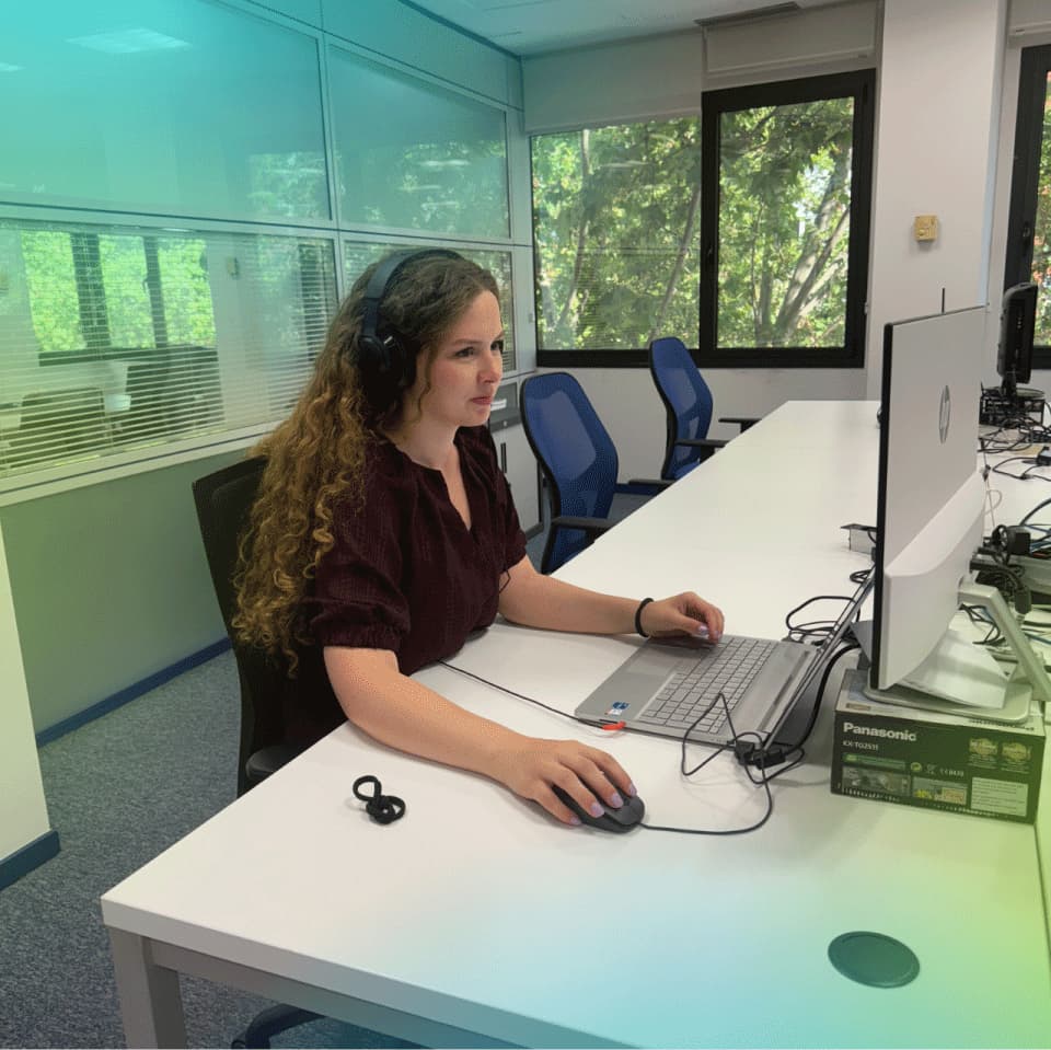 Working during a remote business internship