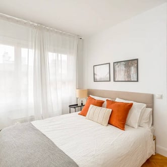 An apartment room in Madrid.