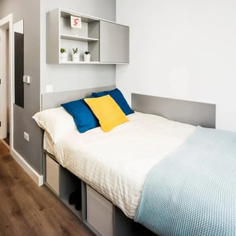 Point Campus Bedroom