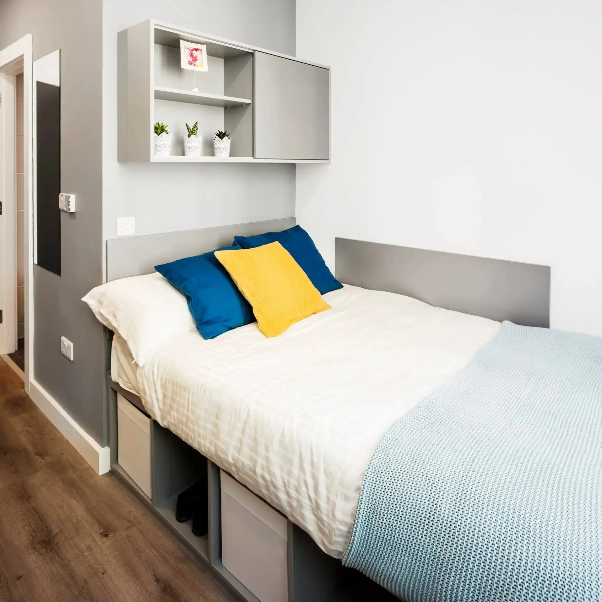 Point Campus Bedroom